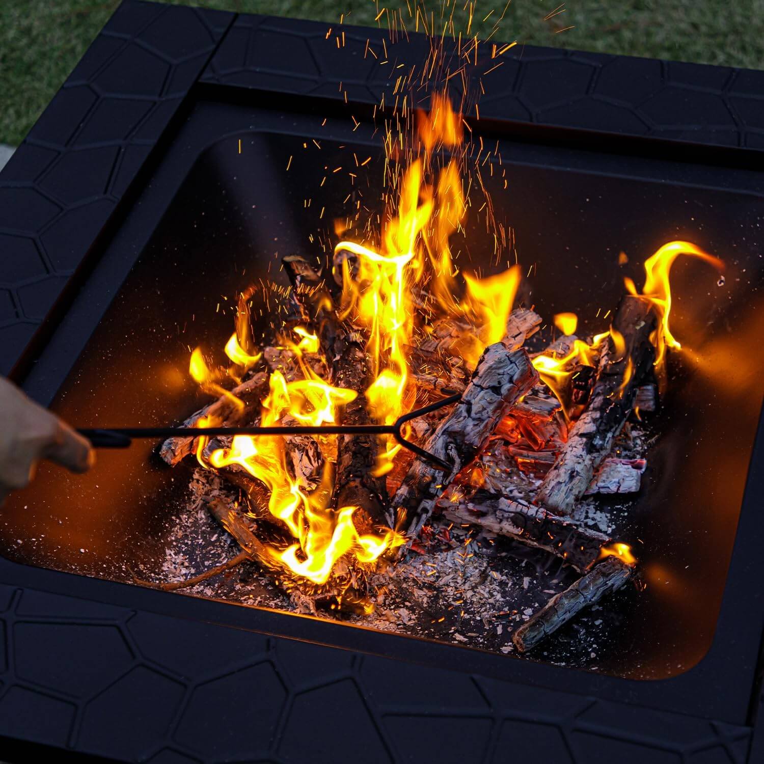 Градинска маса 3в1 KraftWorld Garden Line – BBQ, камина, ледарка ГРАДИНСКИ МЕБЕЛИ Градинска маса 3в1 KraftWorld Garden Line – BBQ, камина, ледарка
