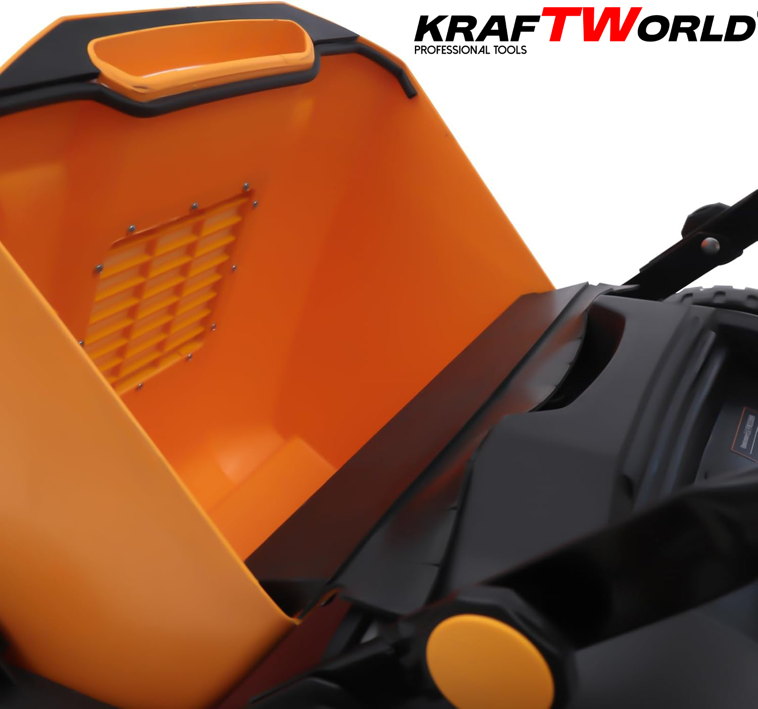 Механична машина за метене KraftWorld с 45л контейнер и 105см ширина ДВОР И ГРАДИНА Механична машина за метене KraftWorld с 45л контейнер и 105см ширина