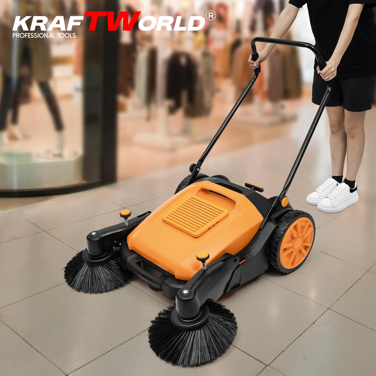 Механична машина за метене KraftWorld с 45л контейнер и 105см ширина ДВОР И ГРАДИНА Механична машина за метене KraftWorld с 45л контейнер и 105см ширина