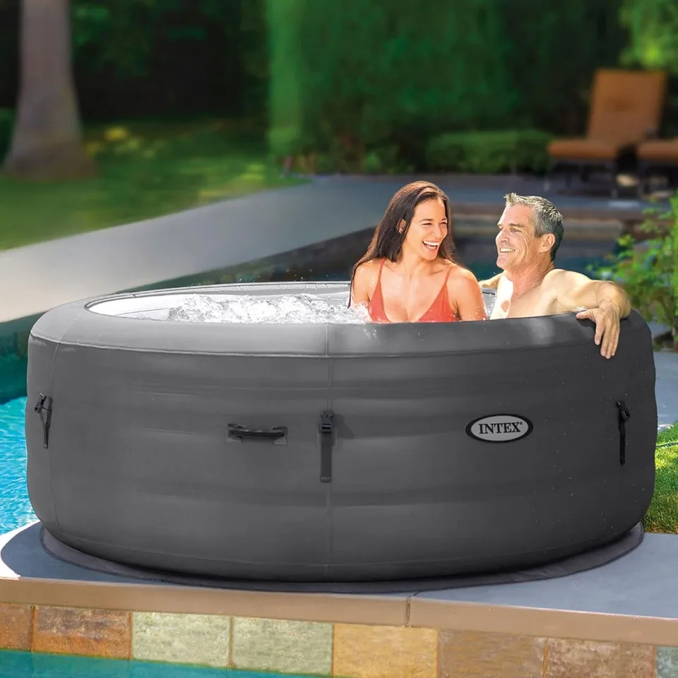 Intex SimpleSpa – Надуваемо Джакузи Ø196 см за 4 души с масажна система и отопление БАСЕЙНИ Intex SimpleSpa – Надуваемо Джакузи Ø196 см за 4 души с масажна система и отопление