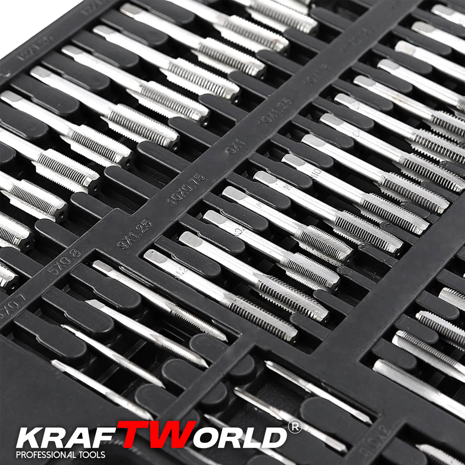Комплект метчици и плашки KraftWorld 110 части РЪЧНИ ИНСТРУМЕНТИ Комплект метчици и плашки KraftWorld 110 части