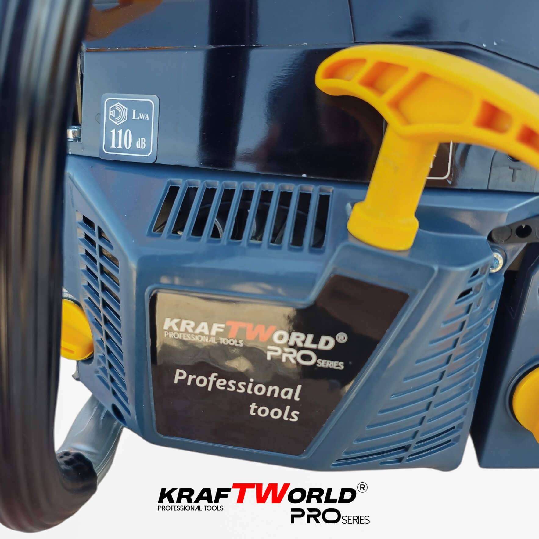 Бензинова Моторна резачка KraftWorld 7.5 HP, 40см верига, 72cc, антивибрационна система ГРАДИНСКИ ИНСТРУМЕНТИ Бензинова Моторна резачка KraftWorld 7.5 HP, 40см верига, 72cc, антивибрационна система