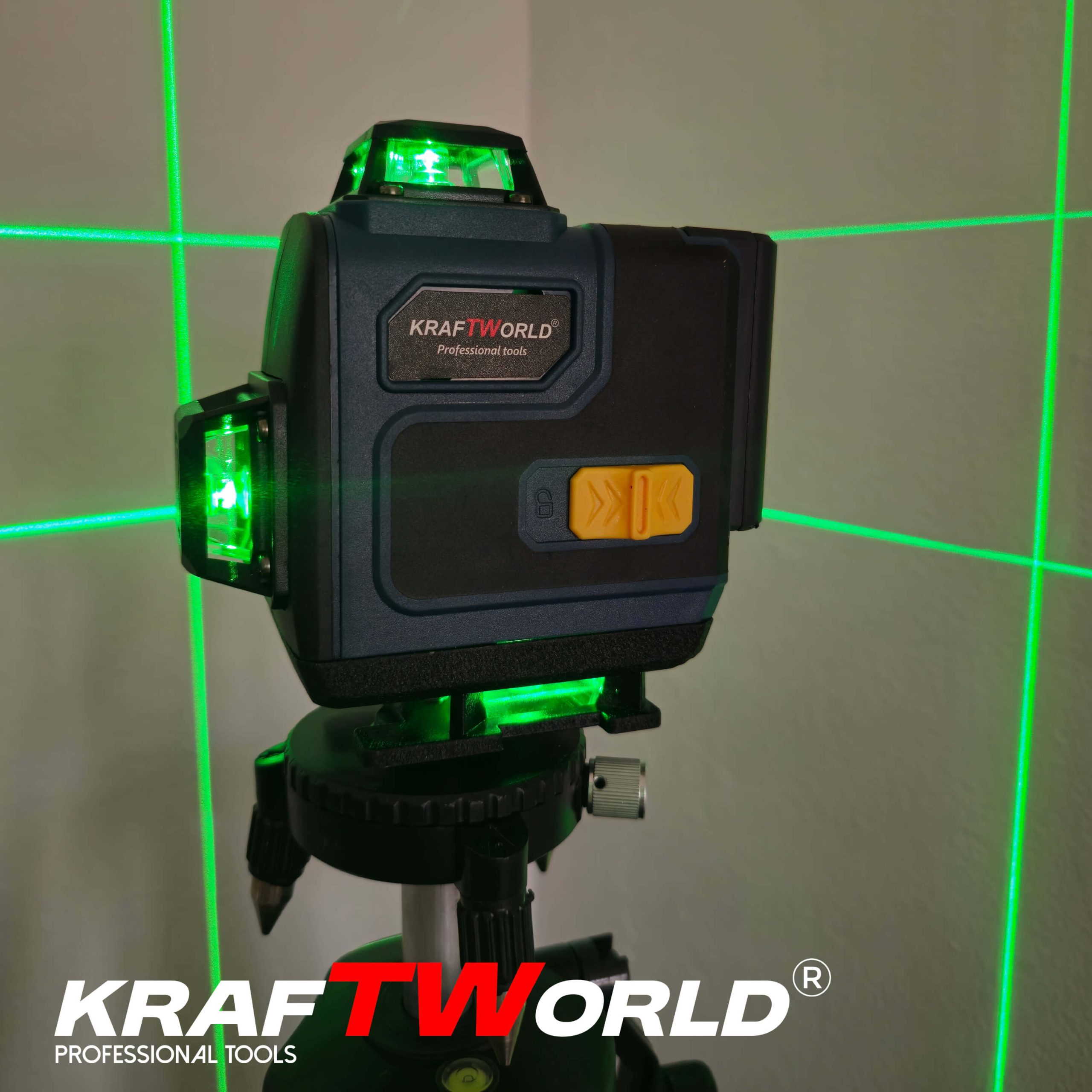 Лазерен нивелир Кraftworld 4×360° с тъчскрийн бутони, дистанционно и тринога в куфар АКУМУЛАТОРНИ ИНСТРУМЕНТИ Лазерен нивелир Кraftworld 4×360° с тъчскрийн бутони, дистанционно и тринога в куфар