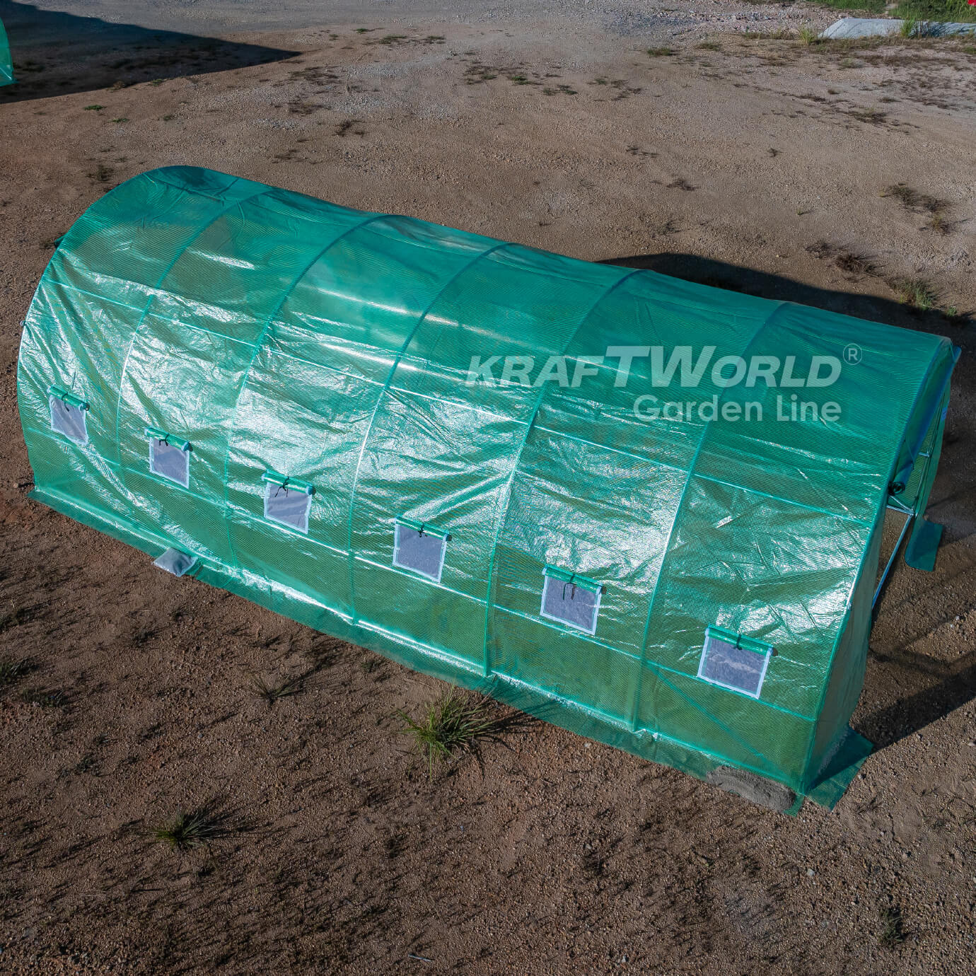 Резервно покривало за оранжерия 6×3×2 м – KraftWorld Garden Line, UV4 армирано покритие и 12 прозореца и 2 врати ДВОР И ГРАДИНА Резервно покривало за оранжерия 6×3×2 м – KraftWorld Garden Line, UV4 армирано покритие и 12 прозореца и 2 врати