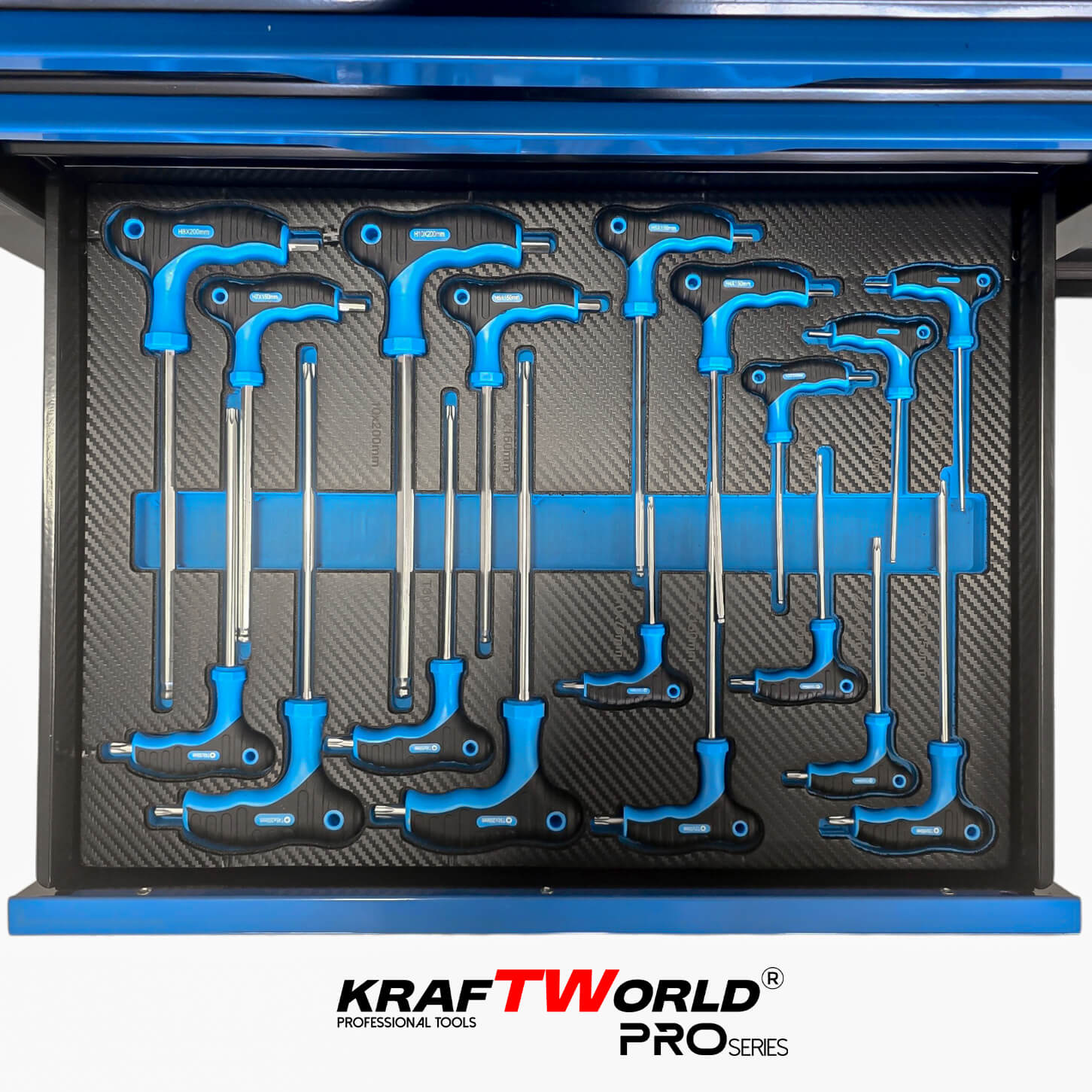 Професионален XXL шкаф с инструменти KraftWorld PRO Series – 12 чекмеджета, 501 части, Soft Close АВТО Професионален XXL шкаф с инструменти KraftWorld PRO Series – 12 чекмеджета, 501 части, Soft Close