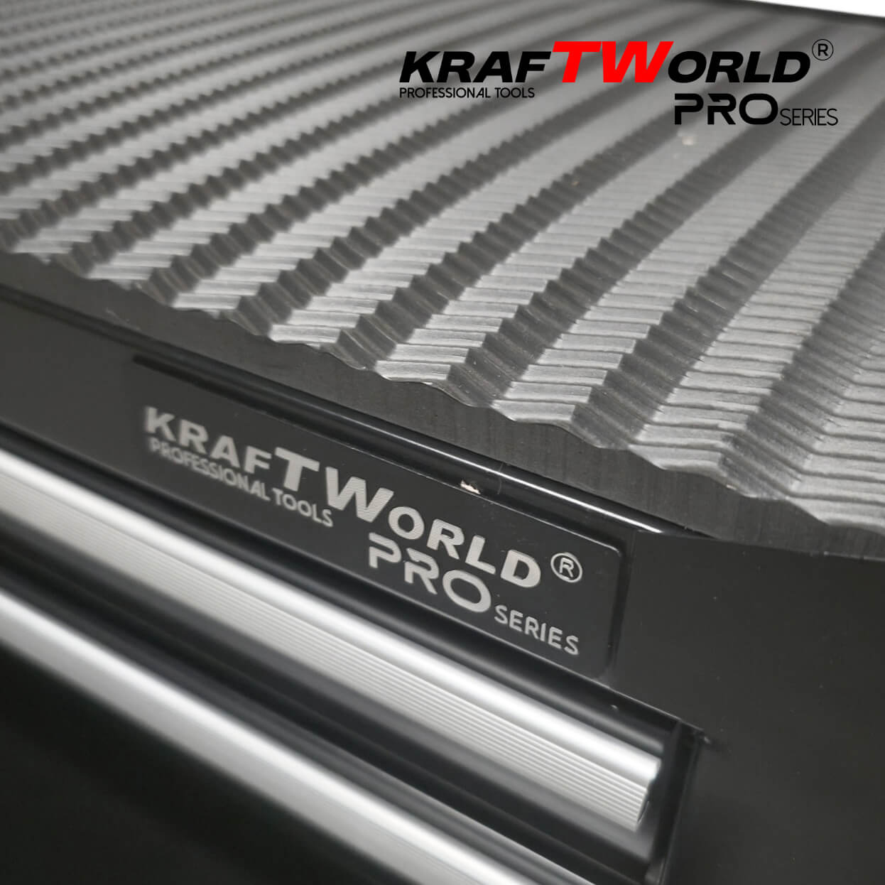 Професионална Количка за Инструменти KraftWorld – 7 Чекмеджета, Централно Заключване АВТО Професионална Количка за Инструменти KraftWorld – 7 Чекмеджета, Централно Заключване